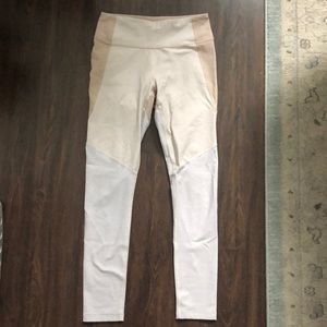 Outdoor voices leggings in oatmeal